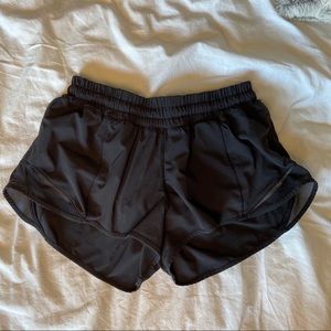 Hotty hot short II 2.5” inseam
